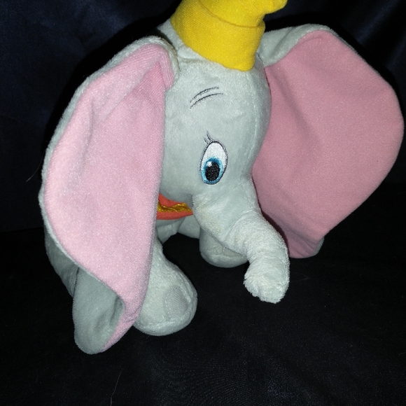 Disney's Dumbo Elephant  stuffed animal. - Picture 4 of 4